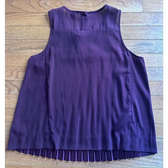 American Eagle Vintage Tank Pleated Embroidered Size Medium - Picture 7 of 10